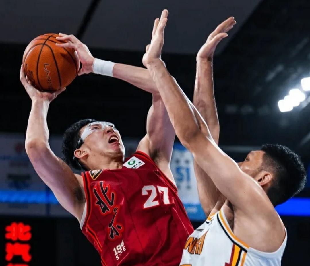 赛后CBA季后赛焦点战，斯图加特止住颓势，态度坚定，训练强度明显提升-九游体育app