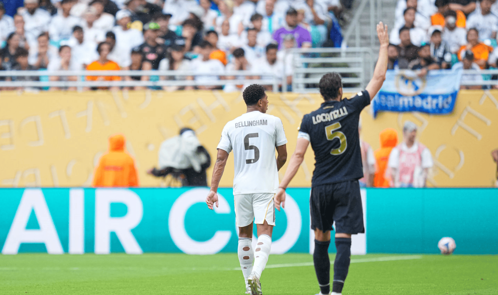 皇家马德里发布备战花絮;赛后完成体检;意大利杯任务艰巨;纪律约束更严格 皇家马德里发布备战花絮;赛后完成体检;意大利杯任务艰巨;纪律约束更严格