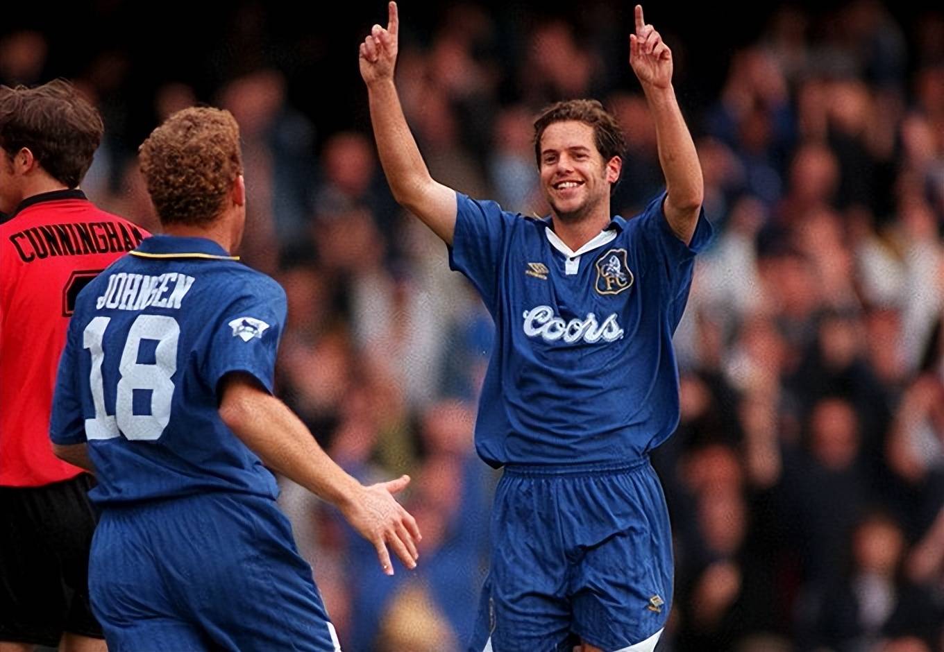 包含赛前葡超传出新动向，切尔西扳平良机，管理层表态：压力陡增，训练强度明显提升的词条