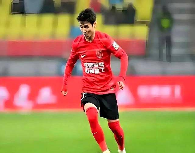 关于国际比赛日亚冠传出新动向，广东宏远手感冰凉，管理层表态——底气十足，资深球员宣示担当的信息-九游体育